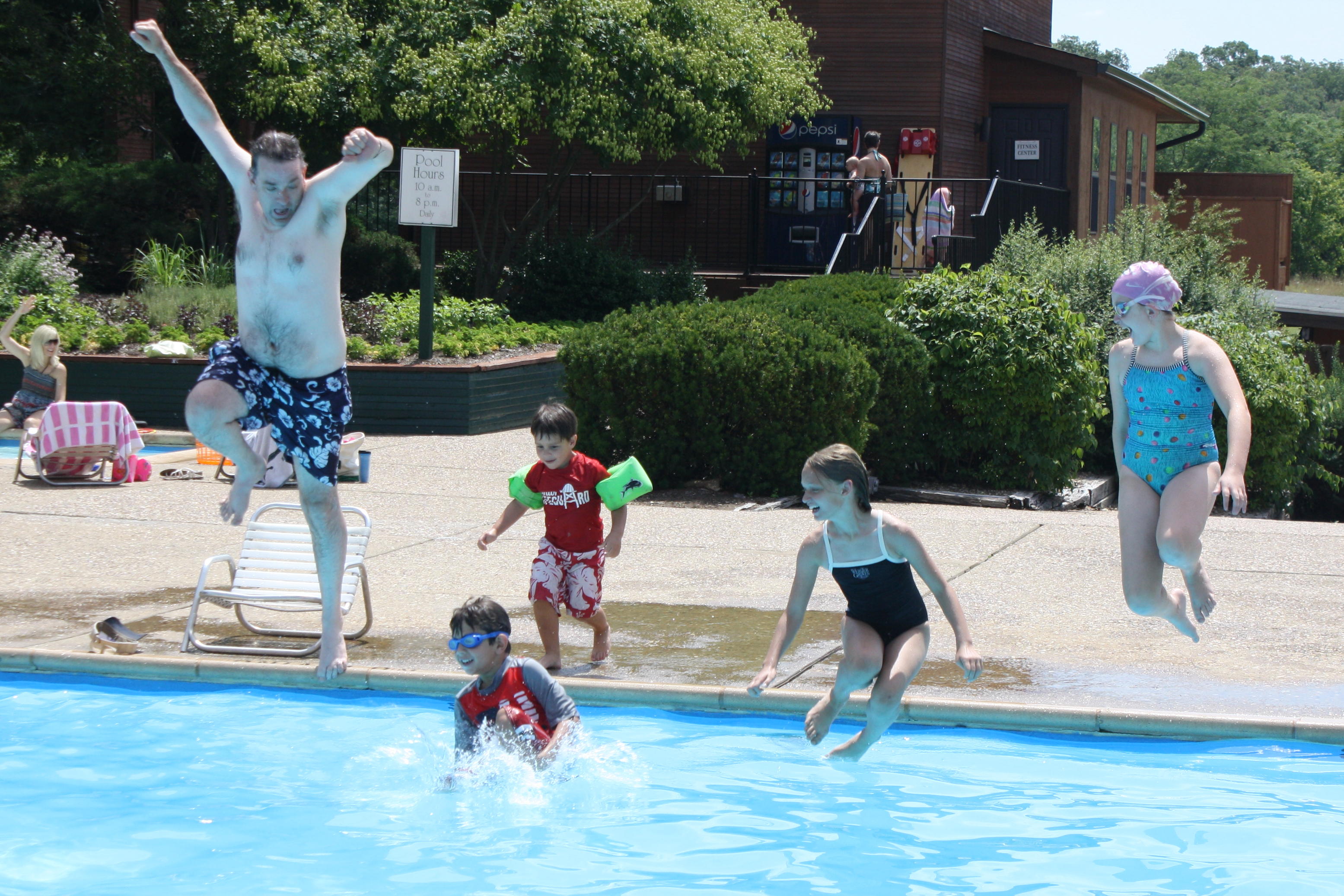 2013-07-13 Innsbrook cannonbal group.jpg